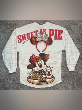 Disney World Epcot 2021 International Food and Wine Festival Jersey and Ears Lot